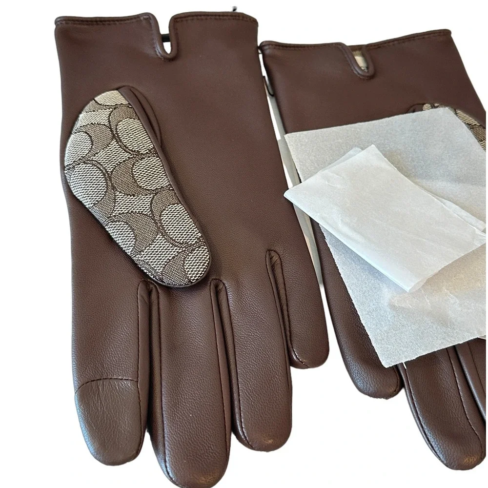 Coach Women Signature Jacquard And Leather Tech Gloves size 7.5 - Picture 3 of 9